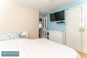Bedroom- click for photo gallery